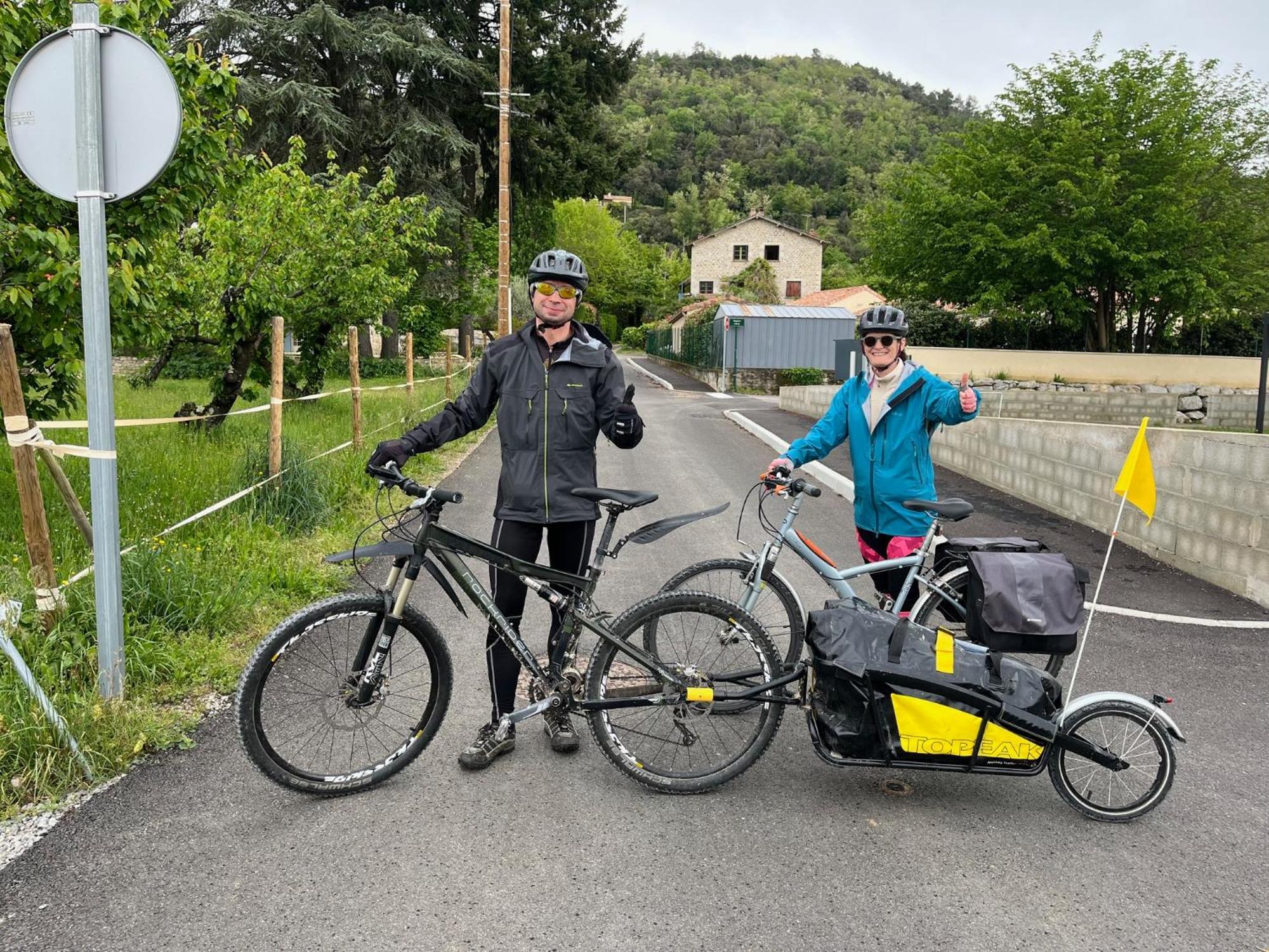 Comme A La Maison Pres De La Dolce Via Saint-Fortunat-sur-Eyrieux Kültér fotó